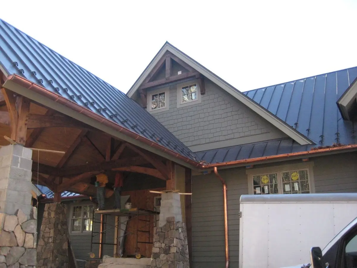 Craftsman Roofing team delivering quality roofing work in Evinsville